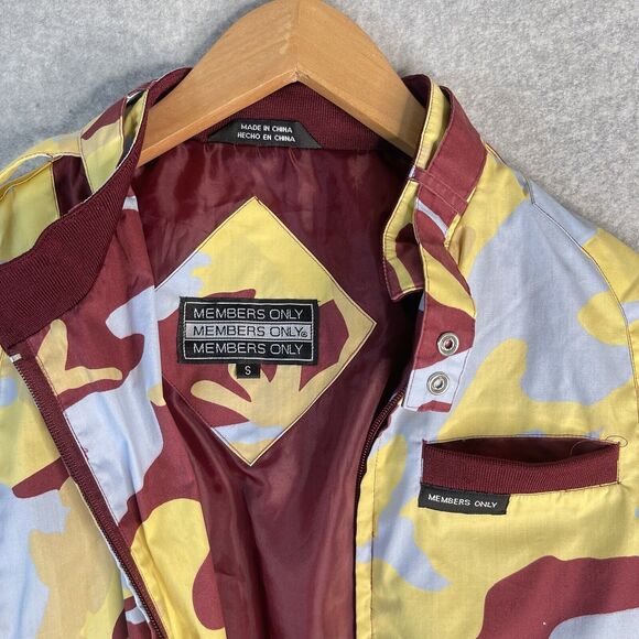 Members Only Iconic Racer Jacket Small Camo Bomber Burgundy 80’s Fashion Retro - Picture 7 of 15